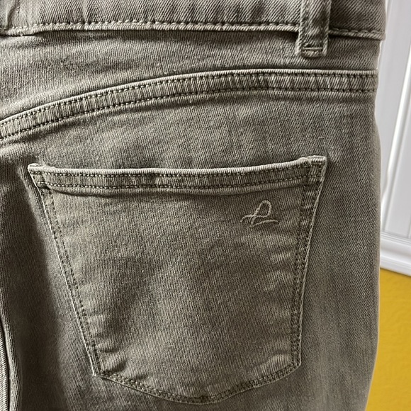 DL1961 Mara Ankle high rise straight Palmdale - Picture 9 of 9